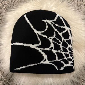 SPIDERWEB BEANIE ⭐️.